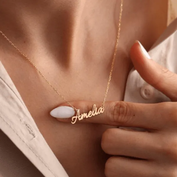 Golden_Cursive_Name_Necklace_For_Women