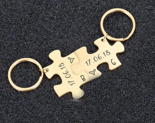 Golden_Customised_Puzzle_Keychain_With_Date_And_Initials_For_Men