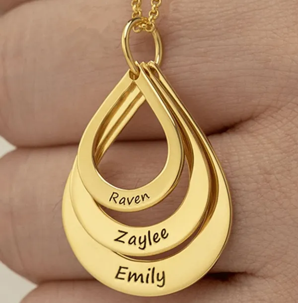 Golden_Drop_Of_Love_Necklace_With_Names_For_Men
