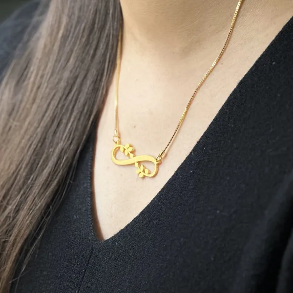Golden_Infinity_Necklace_With_Names_For_Women