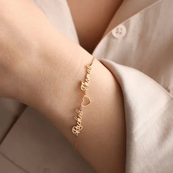 Golden_Couple_Name_Heart_Bracelet_For_Unisex
