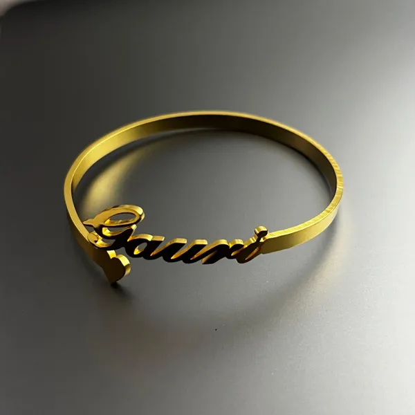 Golden_Custom_Name_Bracelet_With_Heart_For_Unisex