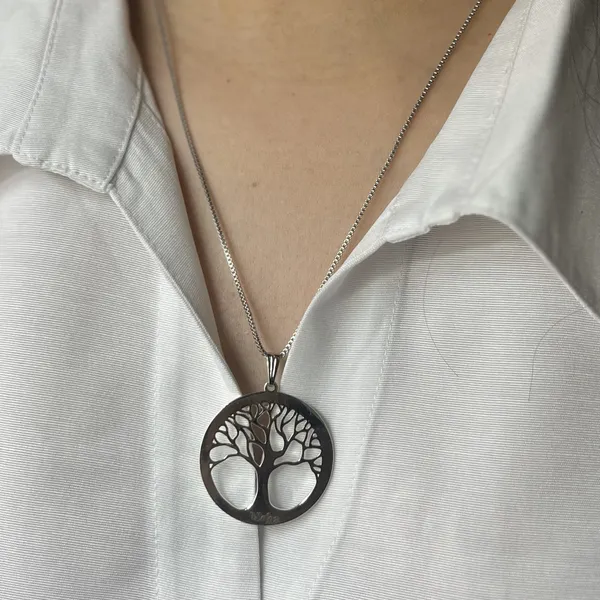 Golden_Harmony_Tree_Pendent_For_Unisex