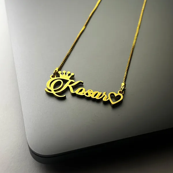 Golden_Royalty_Heart_Charm_Necklace_For_Unisex