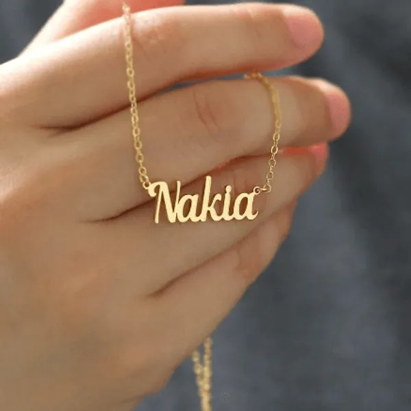 Golden_Stylish_Custom_Name_Necklace_For_Unisex
