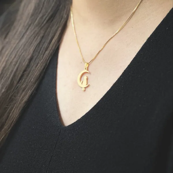 Golden_Moon_Cat_Pendant_For_Unisex