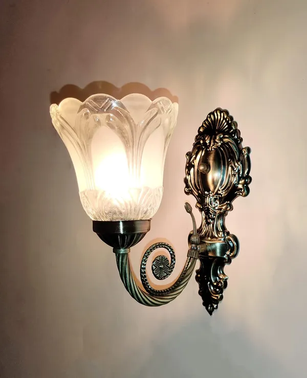 Multi_Antique_Wall_Mounted_Lamp_With_Glass_Shade_Contemporary_Accent_Light_For_Indoor_Spaces,_E27_Bulb_Compatible,_Ideal_For_Bedrooms,_Hallways,_And_Living_Areas_(With_Bulb)