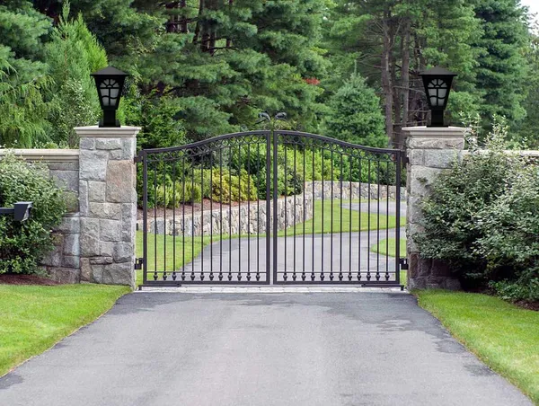Black_Metal_And_Glass_Gate_Light_For_Home_Gate_Waterproof_|_Gate_Lamps_For_Main_Gate_|_Outdoor_Garden_Light_|_Pillar_Gate_Lights