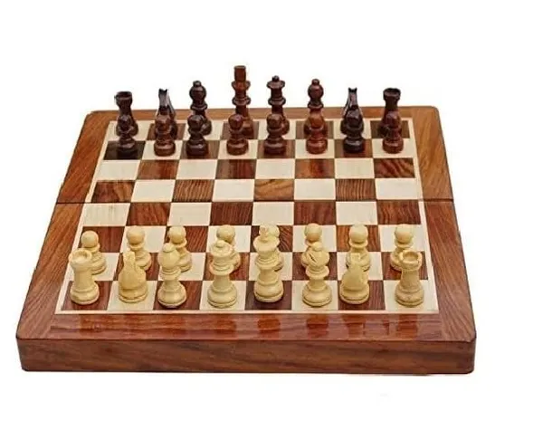 Maple_wood_12_Inch_Wooden_Handcrafted_Magnetic_Foldable_Chess_Board_Set_With_FREE_EXTRA_QUEENS