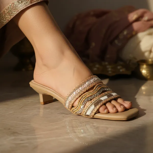 Artisan_Pearl-Woven_Kitten_Heel_Sandals_for_Women_Naturally_elegant._Effortlessly_refined.