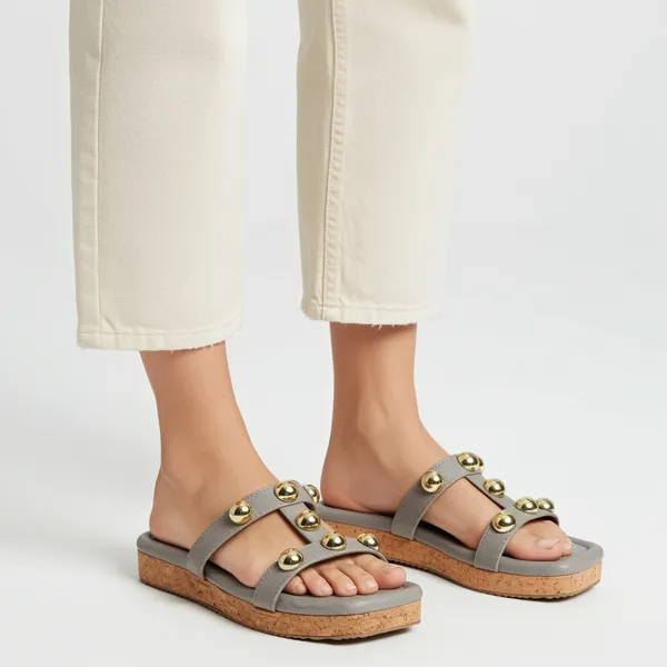 Carré_Noir_Gold-Studded_Cork_Slide