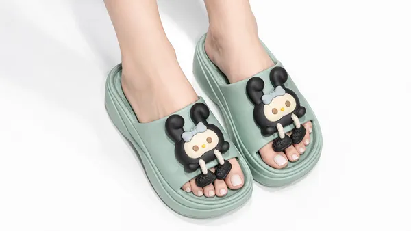 Cute_Cartoon_Platform_Slippers_for_Women_|_Soft_EVA_Thick_Sole_Slides