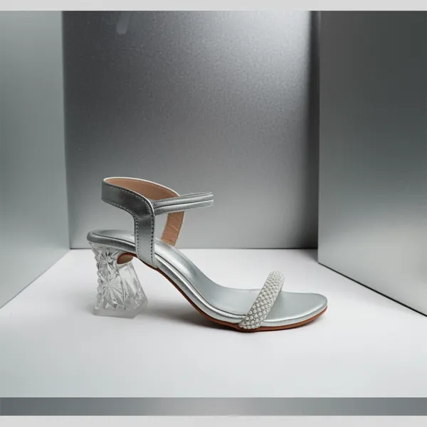 Luxury_Silver_Crystal_Heel_Sandals_with_Pearl_Embellishment_for_Women