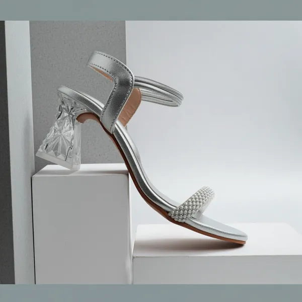 Luxury_Silver_Crystal_Heel_Sandals_with_Pearl_Embellishment_for_Women