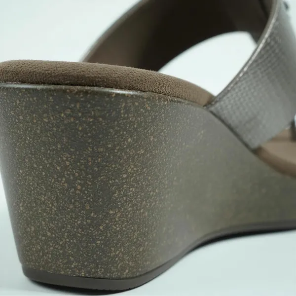 Premium_Women_Metallic_Wedge_Sandals_|_Cushioned_Comfort_Slip-On_Summer_Sandals