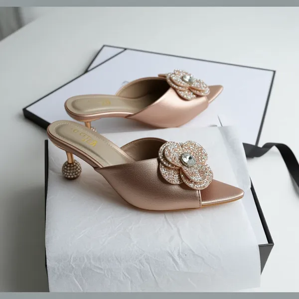 Sultan_Rosaline_Pearl-Bloom_Couture_Heel