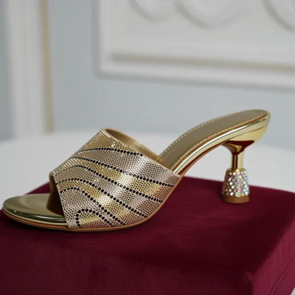 Golden_Heeled_Sandal_With_A_Textured_Patterned_And_A_Crystal-Embellished_Heel