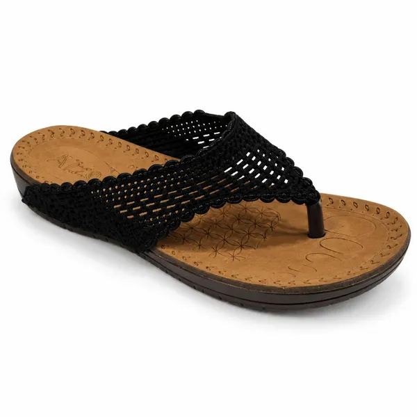 Women’s_Black_Flat_Sandals_|_Stylish_Casual_Slip-On_Flip_Flop_Sandals_for_Everyday_Wear