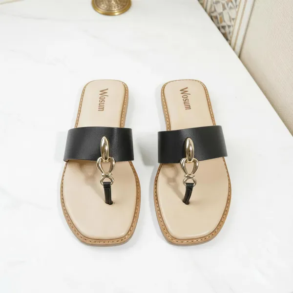 Women’s_Black_Toe_Ring_Sandals_with_Gold_Chain_Detail_–_Flat_Slip-On_Summer_Slides_|_Wosum