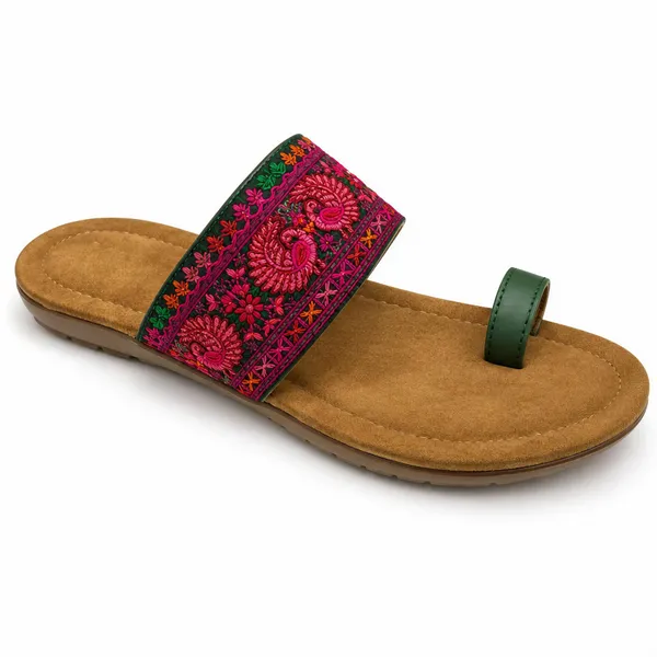Women’s_Embroidered_Toe_Loop_Flat_Sandals