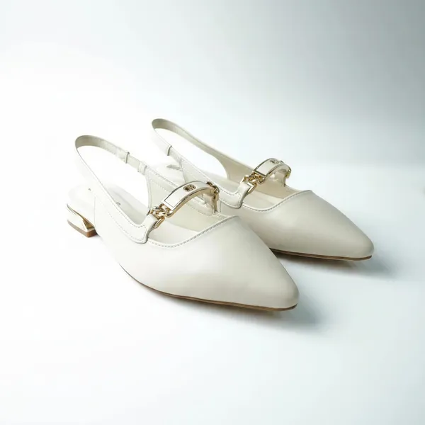 Wosum_Cream_Slingback_Kitten_Heels_for_Women_|_Pointed_Toe_Elegant_Heels