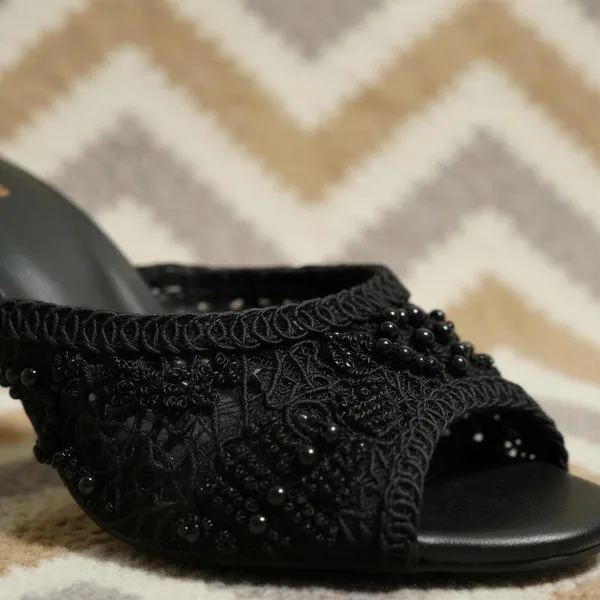 Wosum_Noir_Pearl_Embellished_Block_Heel_Mules_for_Women