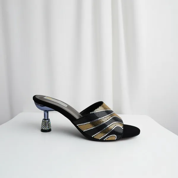 Black_Heeled_Sandal_With_A_Textured_Patterned_And_A_Crystal-Embellished_Heel