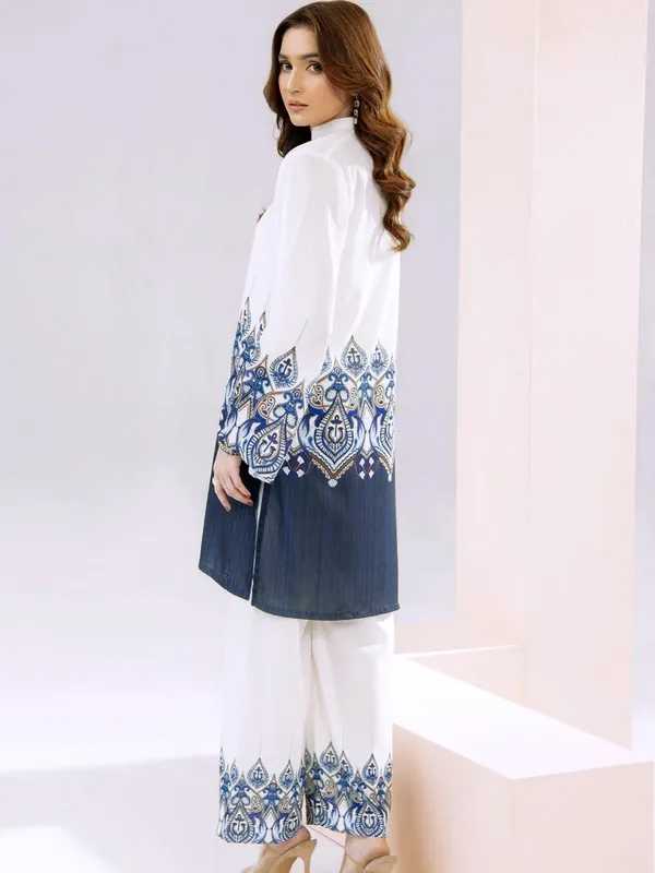 Elegant_Printed_White_&_Blue_Kurta_Set_for_Women