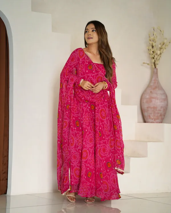 Rani__Real_Modeling_Pure_Soft_Organza_Silk_Fully_Flair_Kali_Pattern_Anarkali_With_Dupatta_Set_&_Pent