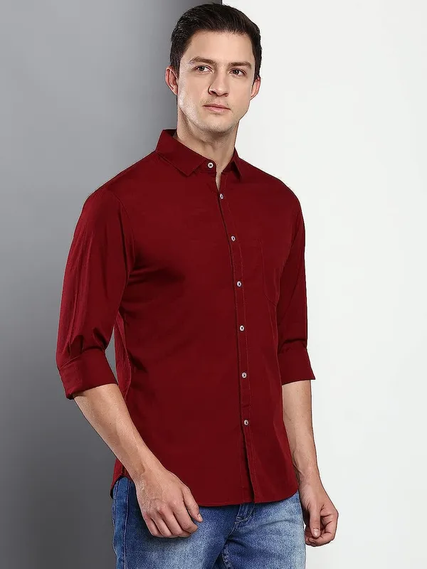 Maroon_Cotton_Blend_Solid_Full_Sleeve_Shirt_For_Men