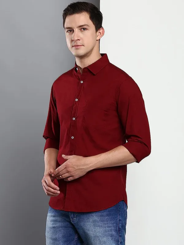 Maroon_Cotton_Blend_Solid_Full_Sleeve_Shirt_For_Men