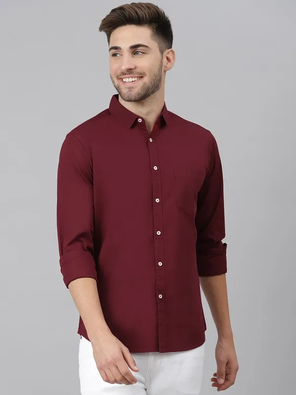 Maroon_Cotton_Blend_Solid_Full_Sleeve_Shirt_For_Men