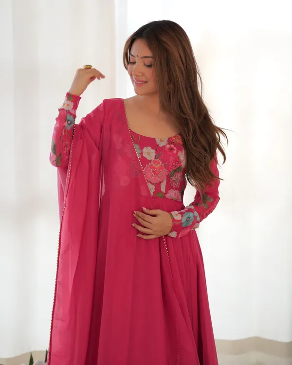 Pink_Real_Modeling_Pure_Soft_Organza_Silk_Fully_Flair_Kali_Pattern_Anarkali_With_Dupatta_Set_&_Pent