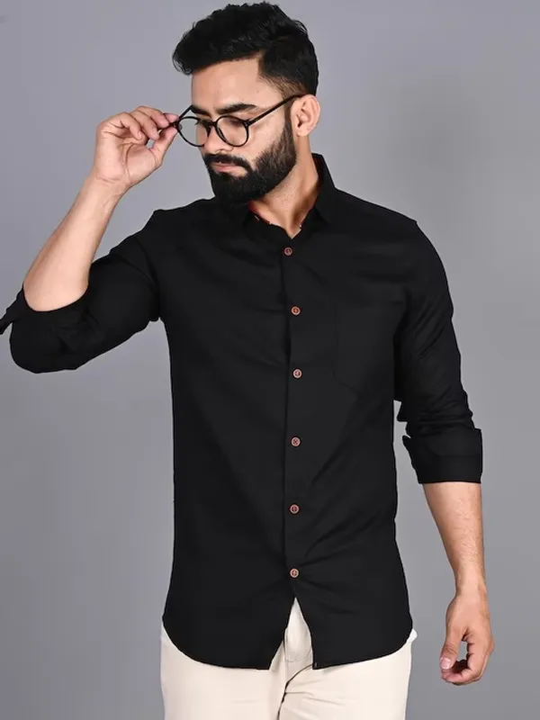 Black_Cotton_Blend_Solid_Full_Sleeve_Shirt_For_Men