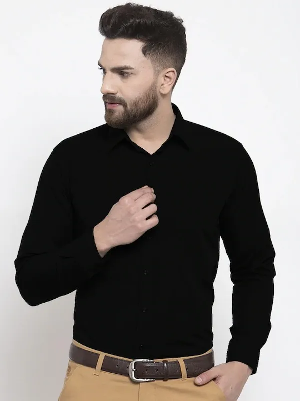 Black_Cotton_Blend_Solid_Full_Sleeve_Shirt_For_Men
