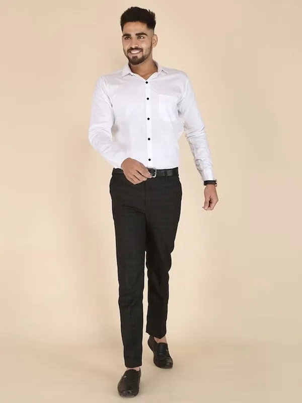White_Cotton_Blend_Solid_Full_Sleeve_Shirt_For_Men