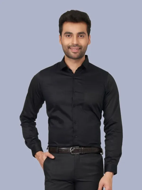 Black_Cotton_Blend_Solid_Full_Sleeve_Shirt_For_Men