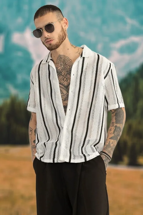 White_Polycotton_Self_Design_Half_Sleeve_Shirt_For_Men
