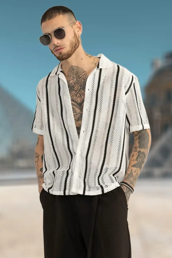 White_Polycotton_Self_Design_Half_Sleeve_Shirt_For_Men
