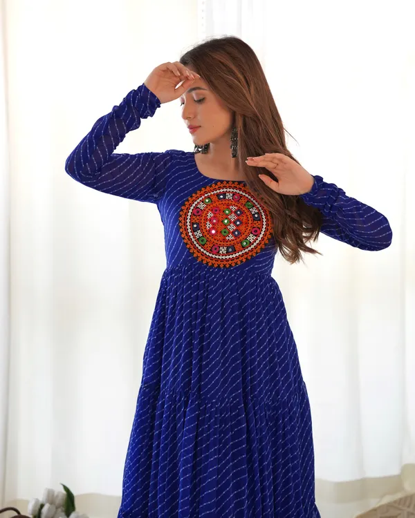 Blue_Pure_Soft_Organza_Silk_Floral_Print_Fully_Flair_Kali_Pattern_Anarkali_With_Dupatta_Set_&_Pent