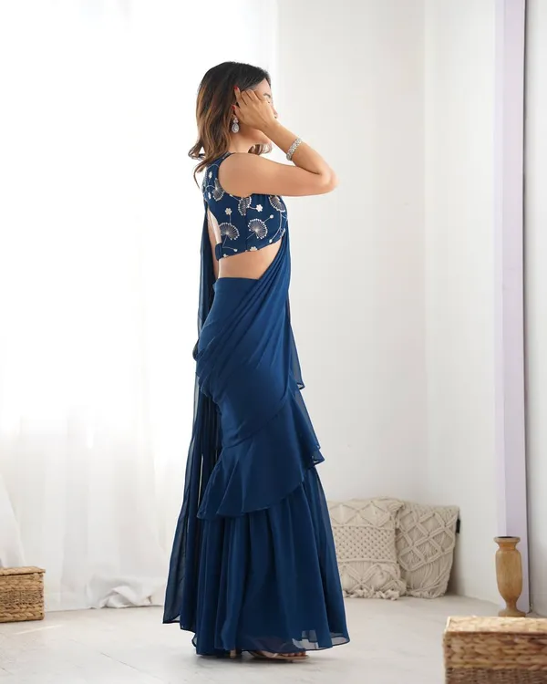 Teal_Blue_Real_Modeling_Pure_Soft_Organza_Silk_Fully_Flair_Kali_Pattern_Anarkali_With_Dupatta_&_Pent