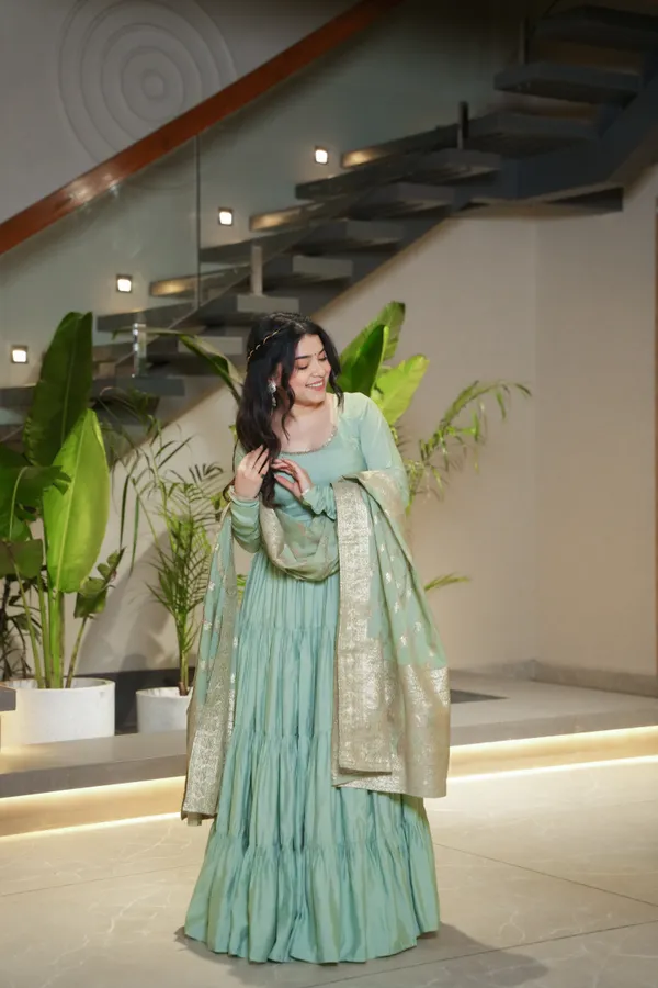 Pista_Pure_Soft_Roman_Silk_Chanderi_Discharge_Print_Kedia_Style_Kurta_With_Dupatta_&_Palazzo