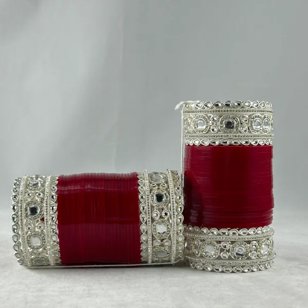 Blood_Red_Alloy,_Acrylic_Plastic_Bridal_Chooda_Set