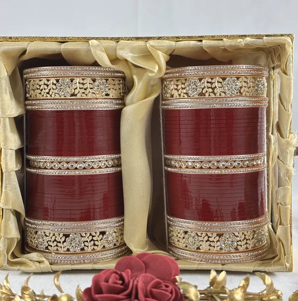 Blood_Red_Alloy,_Acrylic_Plastic_Bridal_Golden_Chooda_Set