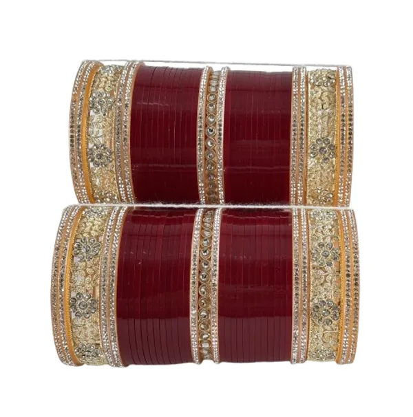 Blood_Red_Alloy,_Acrylic_Plastic_Bridal_Golden_Chooda_Set