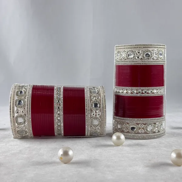 Blood_Red_Alloy,_Acrylic_Plastic_Bridal_Chooda_Set