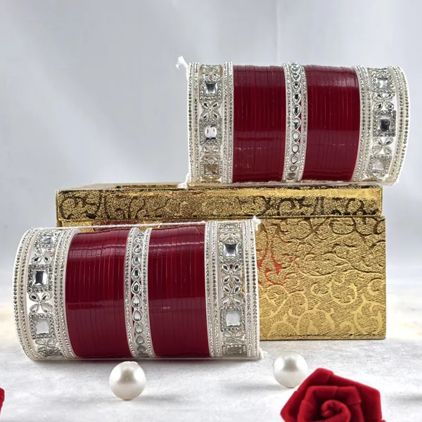 Blood_Red_Alloy,_Acrylic_Plastic_Bridal_Chooda_Set