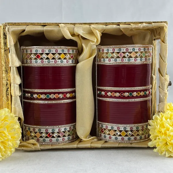 Blood_Red_Alloy,_Acrylic_Plastic_Bridal_Chooda_Set