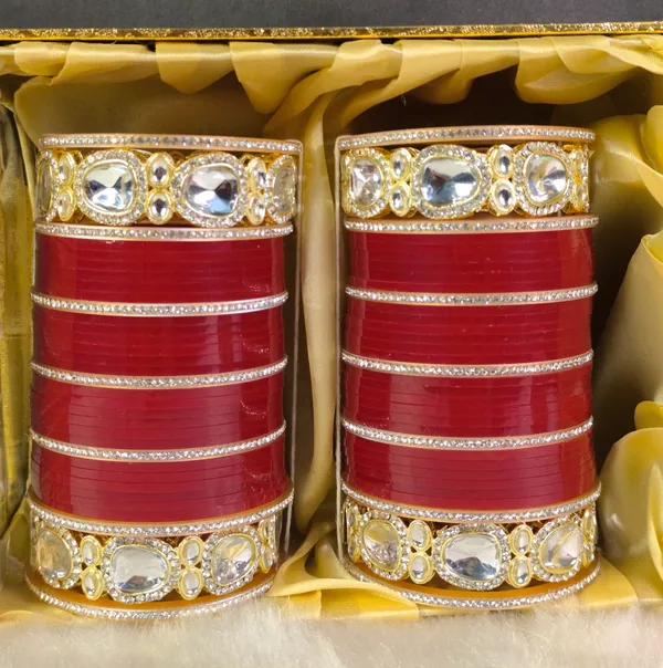 Blood_Red_Alloy,_Acrylic_Plastic_Bridal_Golden_Chooda_Set
