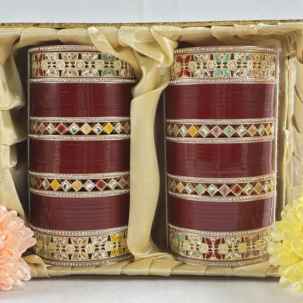 Blood_Red_Alloy,_Acrylic_Plastic_Bridal_Chooda_Set